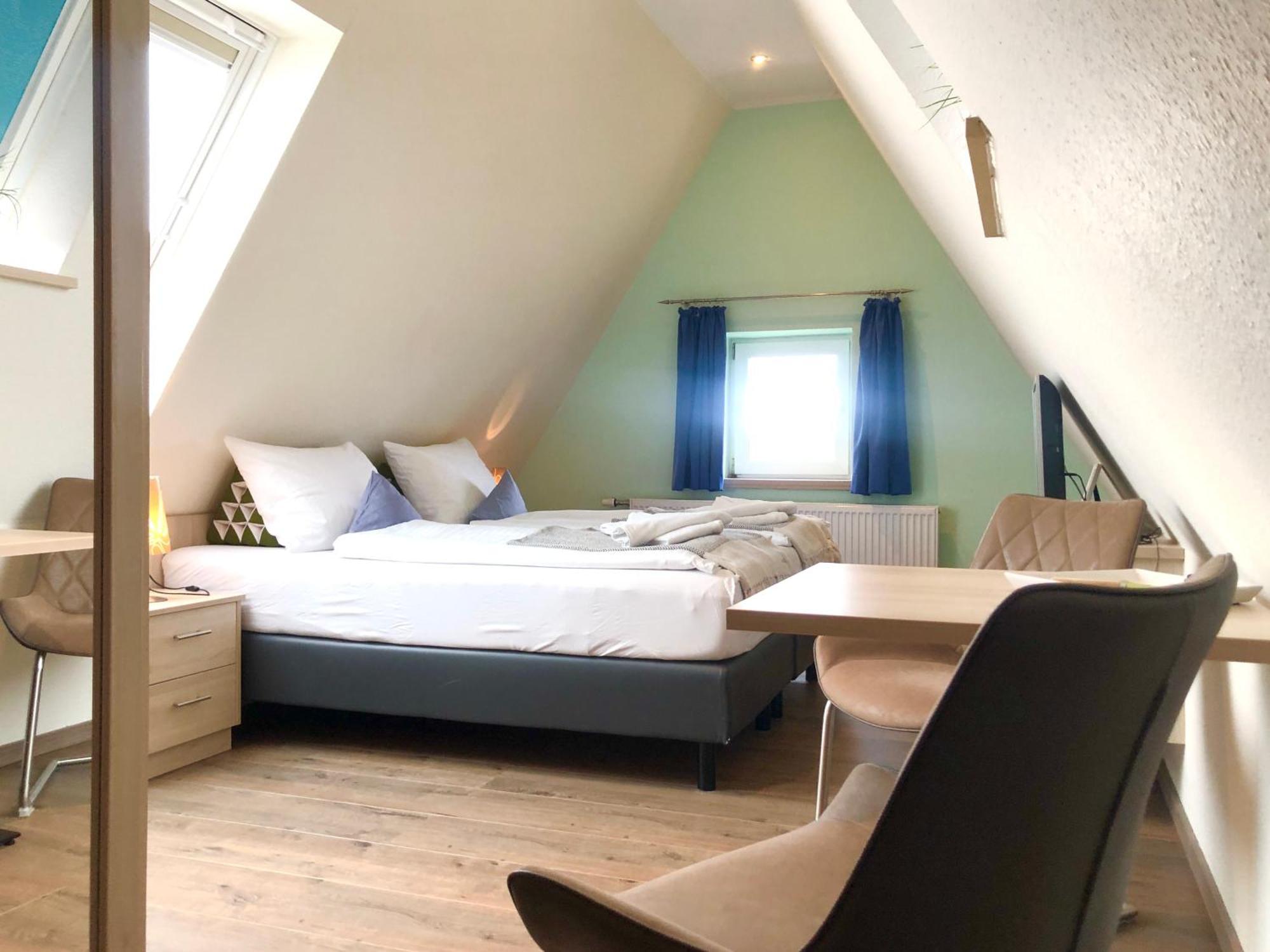 Gruenblau Relax Pension & Apartments 罗斯托克 外观 照片
