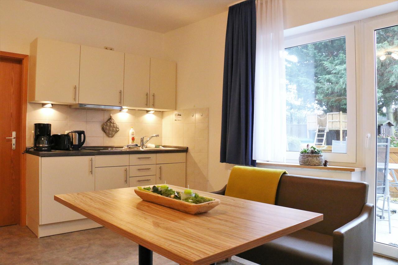 Gruenblau Relax Pension & Apartments 罗斯托克 外观 照片